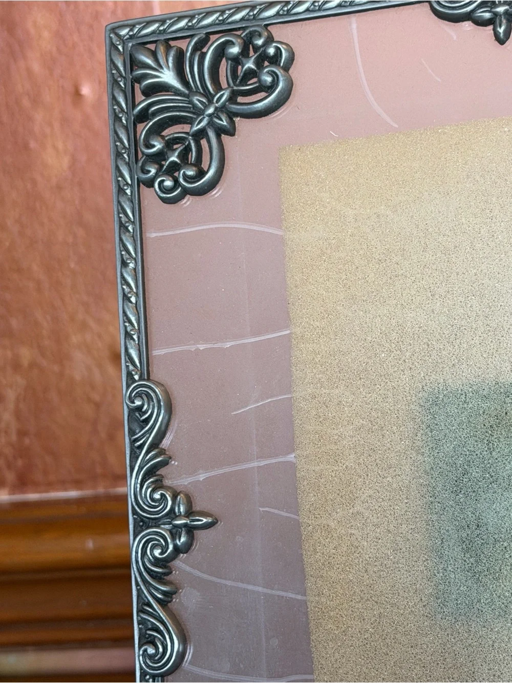 Malden International 4x6 Glass Floating Picture Frame Ornate Pewter Tabletop VTG
